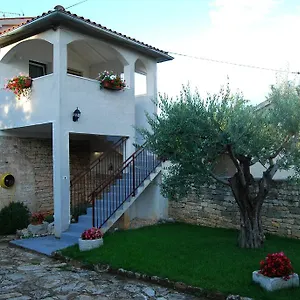 Mira , Tar-Vabriga Kroatien
